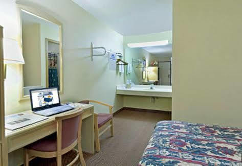 Americas Best Value Inn-Florence/Cincinnati Exterior foto